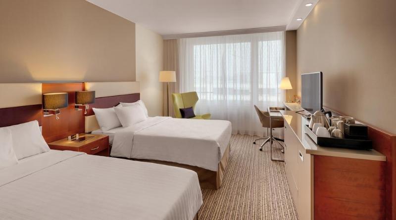 Courtyard By Marriott Zurich North Hotel Exterior photo